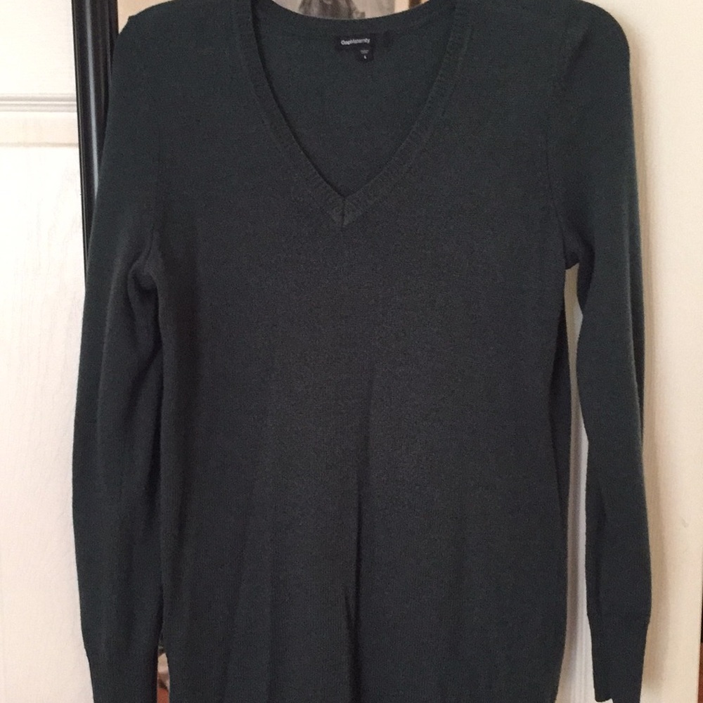 Gap maternity sweater